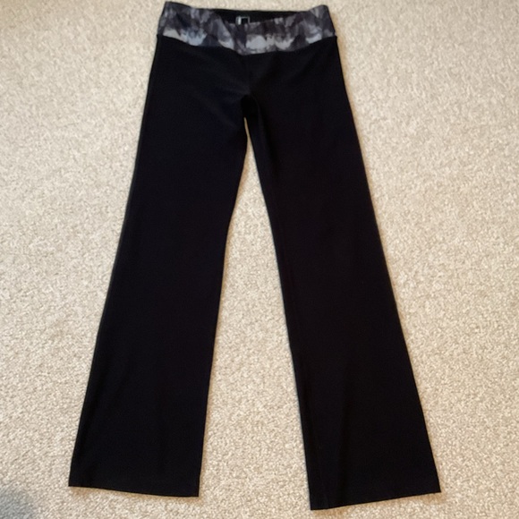 Mondetta Pants - Mondetta Black Yoga Pants with Gray Waistband